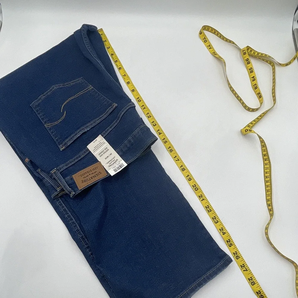 N/A signature levi